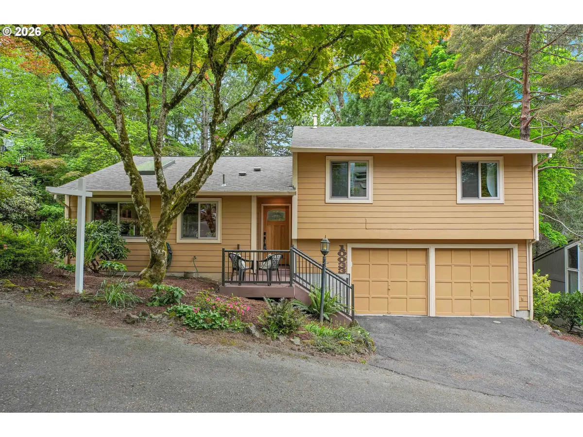 10033 SW Quail Post Rd, Portland, OR 97219 - #1