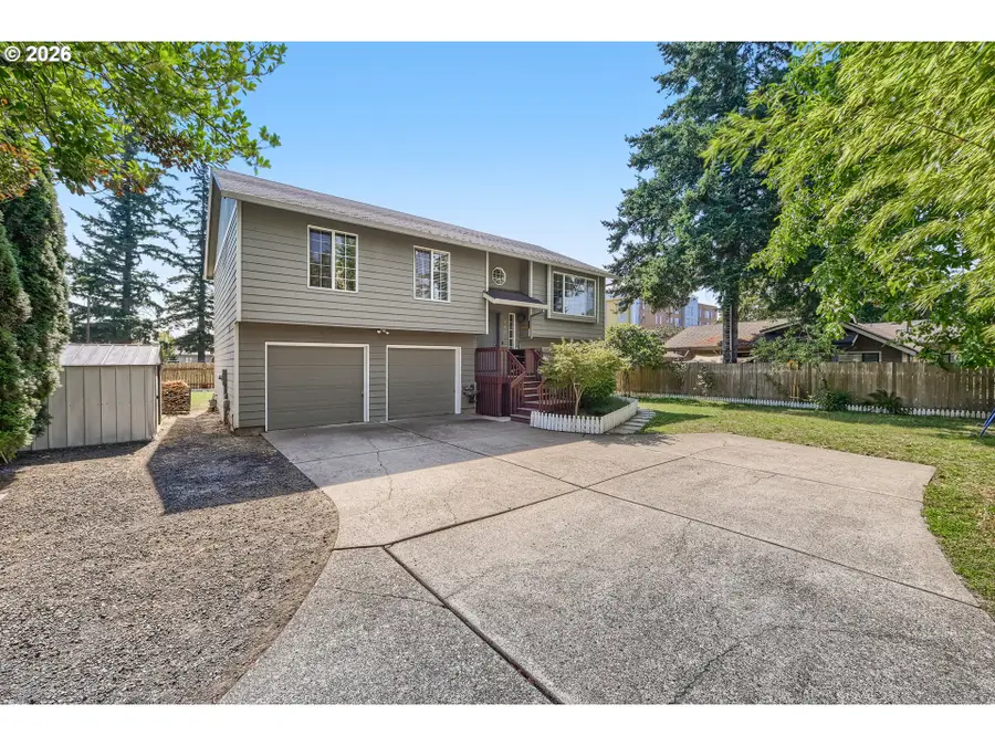 245 SE 193rd Ave, Portland, OR 97233 - #2