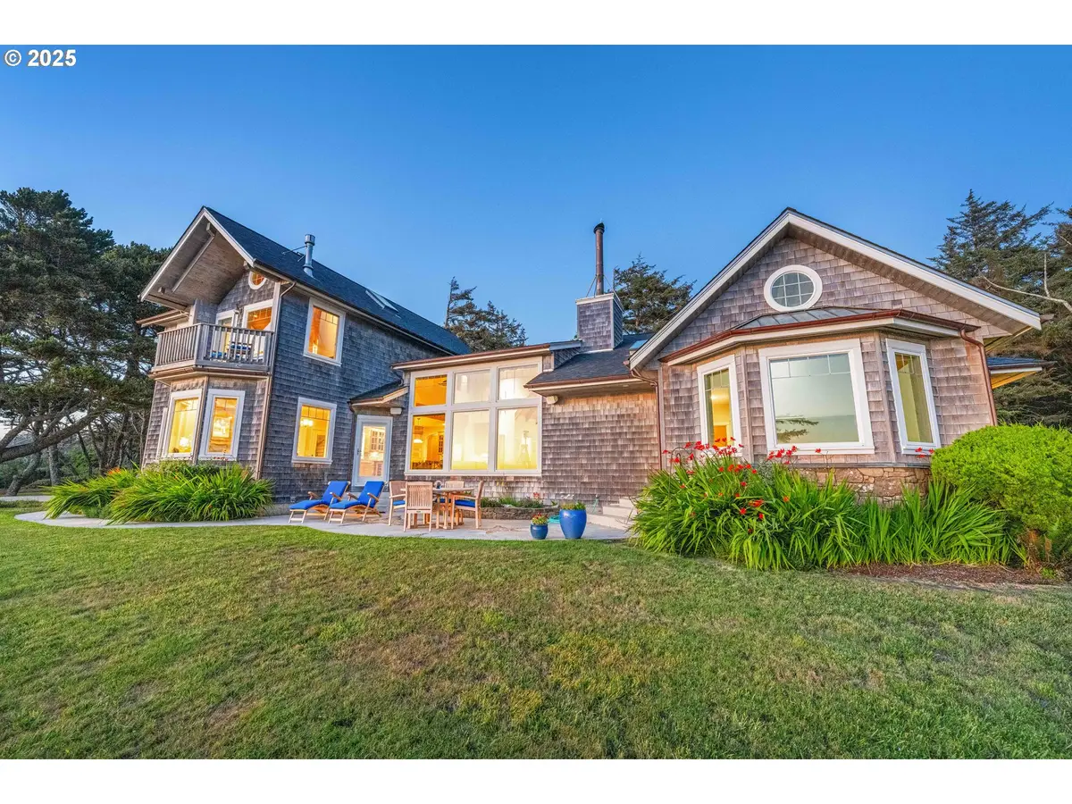 88248 Tokyo Ln, Bandon, OR 97411 - Image #1