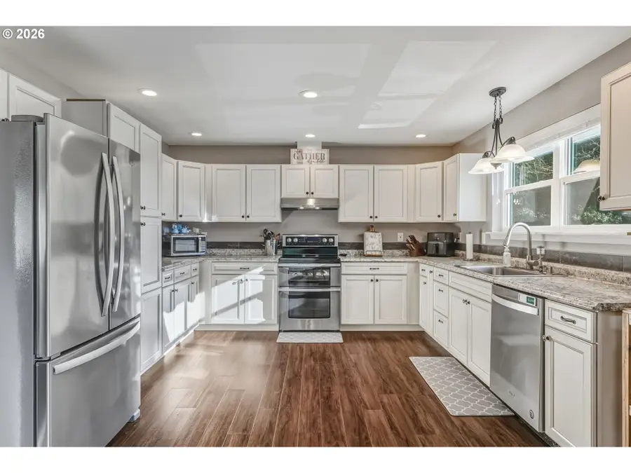 800 N 23rd Ave, Kelso, WA 98626 - Image #2