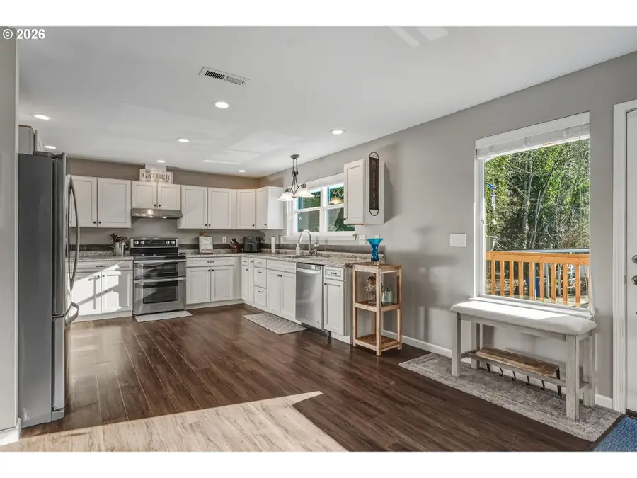 800 N 23rd Ave, Kelso, WA 98626 - Image #3