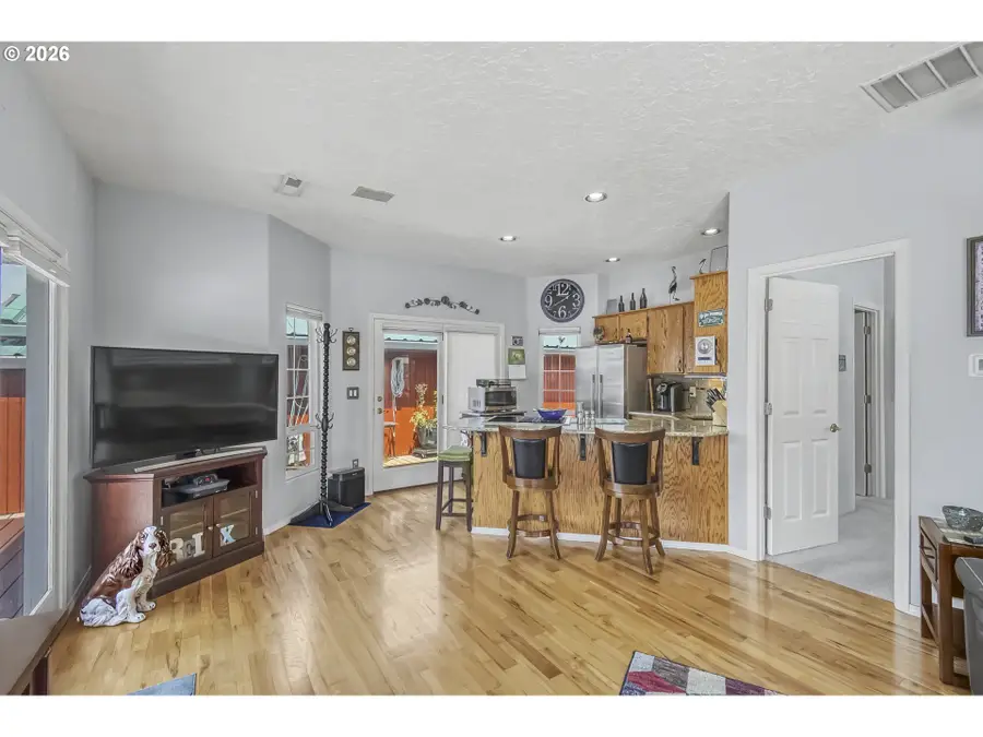 19609 NE Marine Dr #G01, Portland, OR 97230 - #3