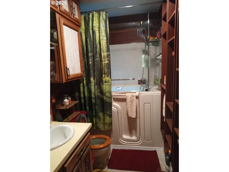 1905 Willamette Ave Ne, Albany, OR 97321 - #2