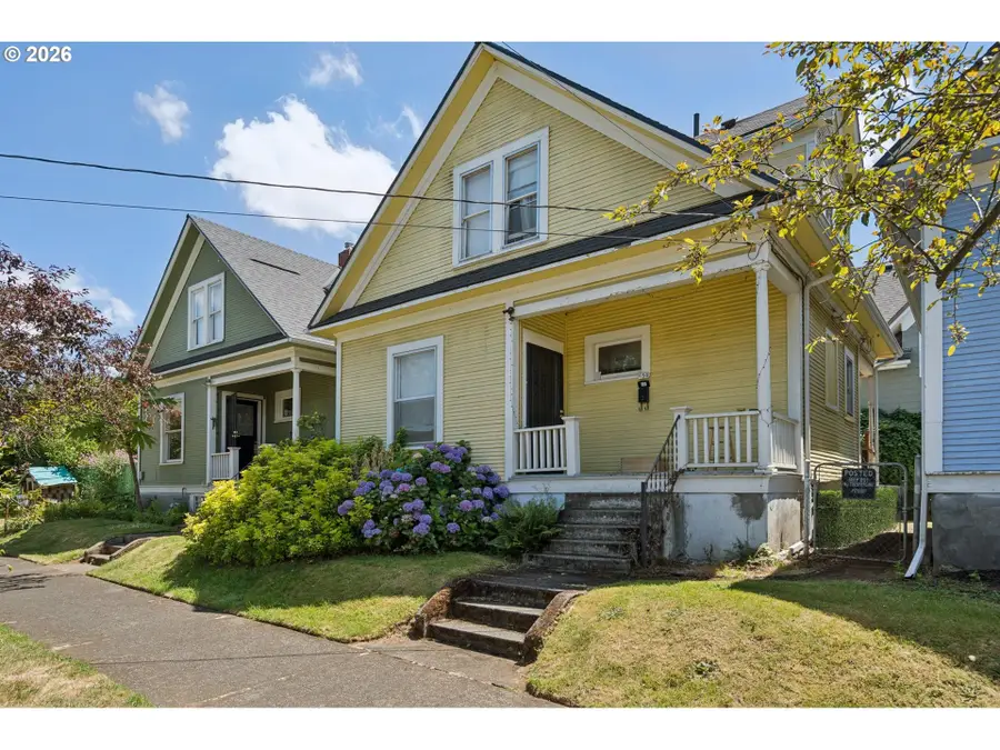 936 N Killingsworth Ct, Portland, OR 97217 - #3