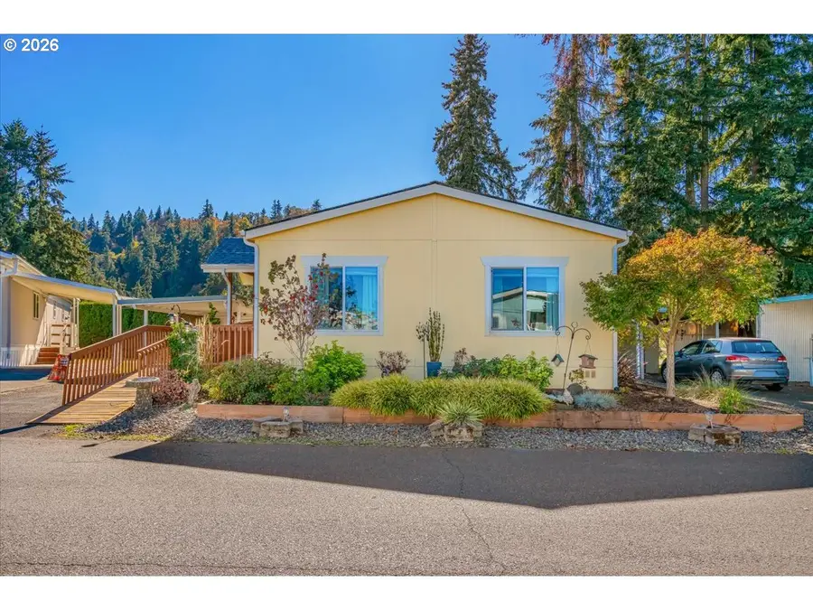 1307 S Water St #61, Silverton, OR 97381 - #2