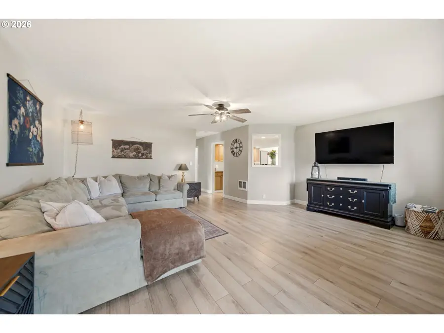 14907 SE Cedar Ave, Milwaukie, OR 97267 - #3