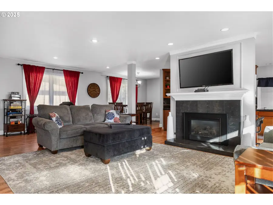 4805 SE Park St, Milwaukie, OR 97222 - #3