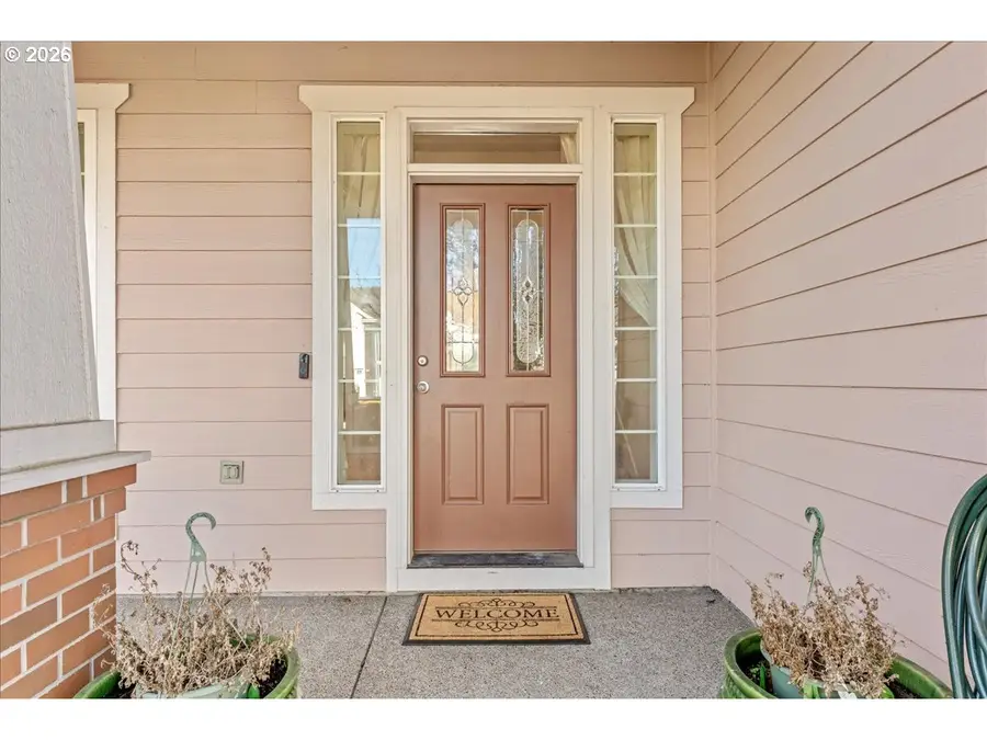 1572 SW Marten Ave, Albany, OR 97321 - Image #3