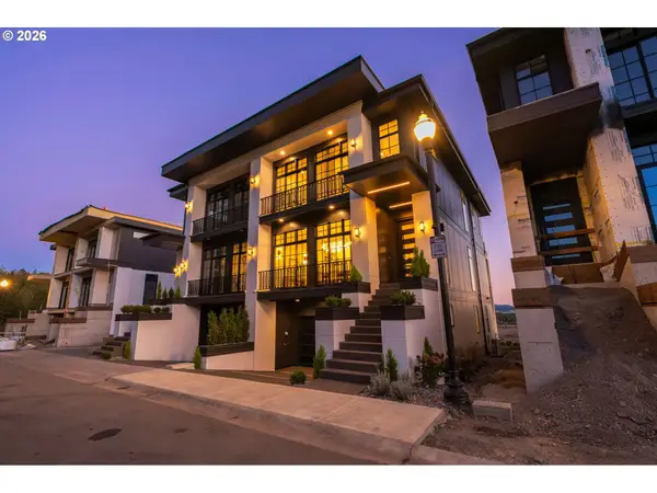 19049 Ridge Drive, Vancouver, WA 98683