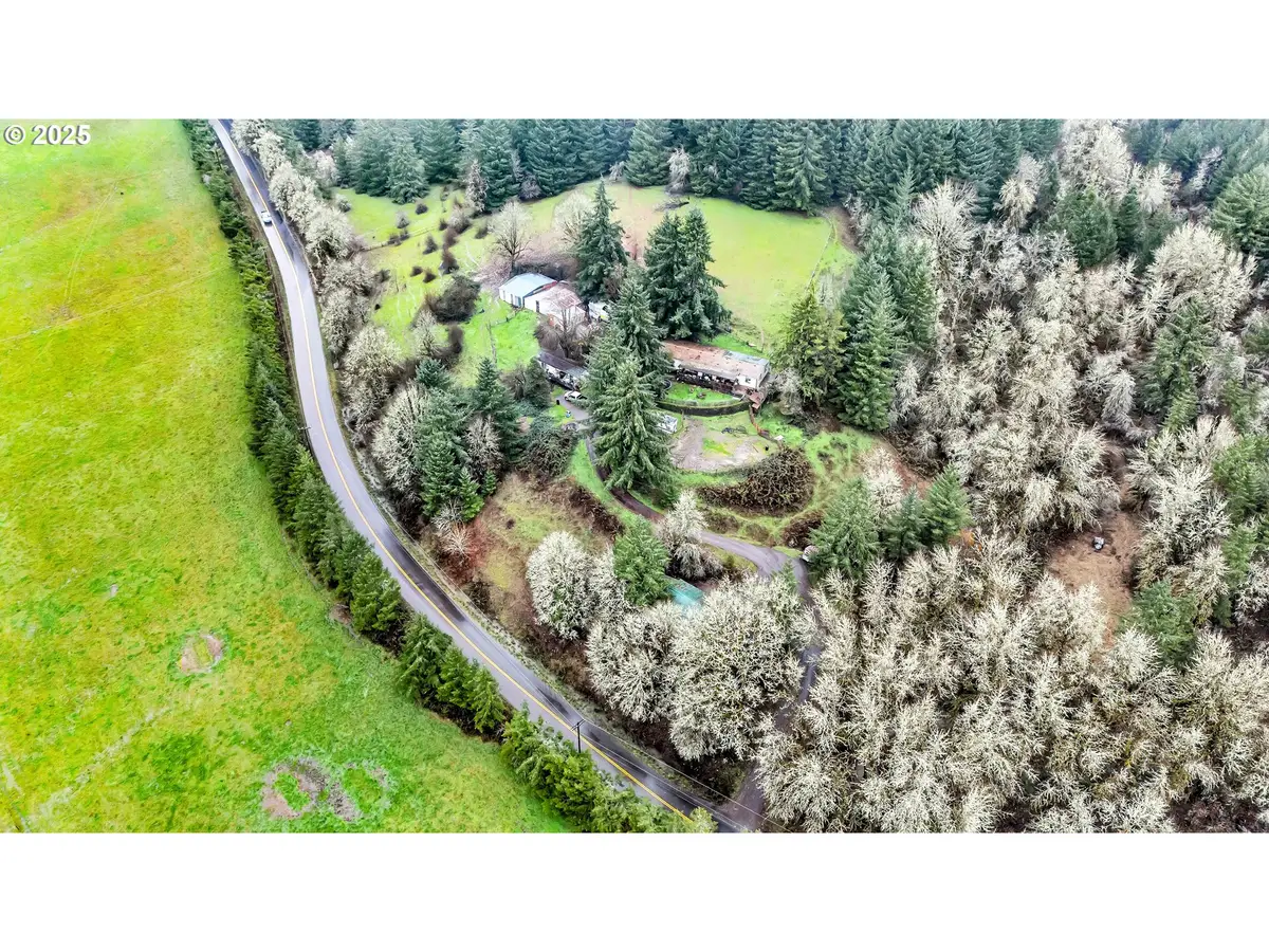 17600 NW Panther Creek Rd, Carlton, OR 97111 - Image #1