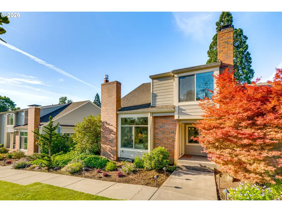 1796 Bonniebrae Dr, Lake Oswego, OR 97034 - #2