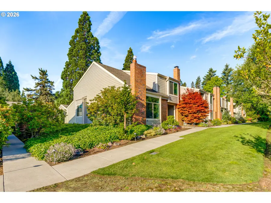 1796 Bonniebrae Dr, Lake Oswego, OR 97034 - #3