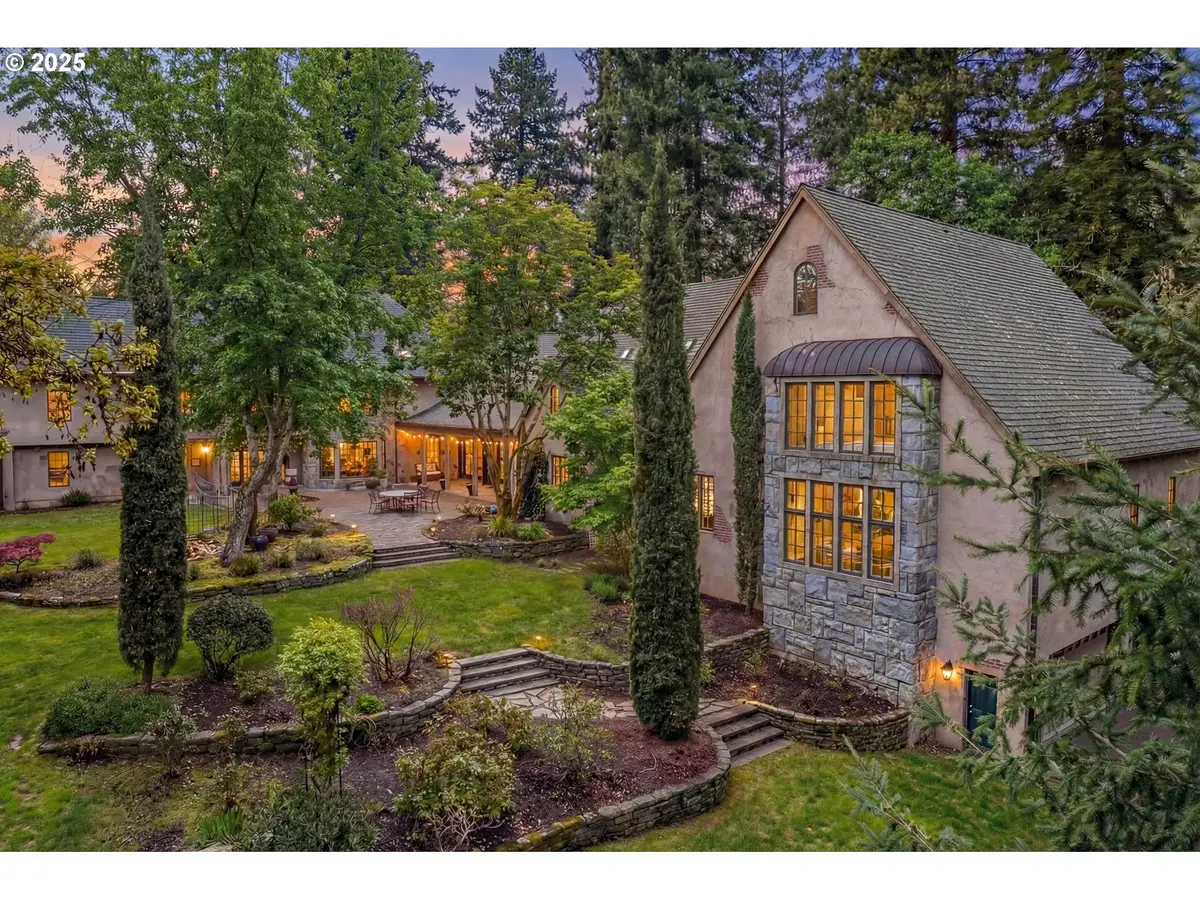 1500 SE Waverly Dr, Milwaukie, OR 97222 - Image #1