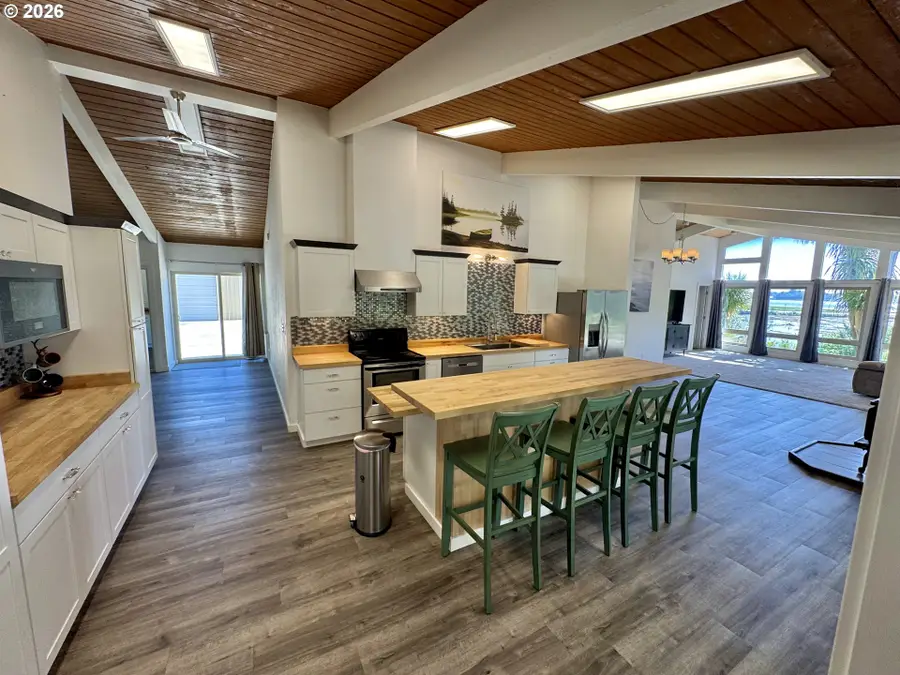 94475 Golf Course Ln, Eastside, OR 97459 - #3