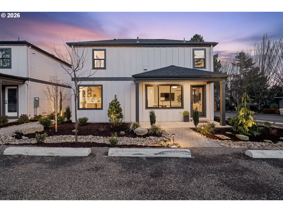 247 E Ave, Lake Oswego, OR 97034 - #3