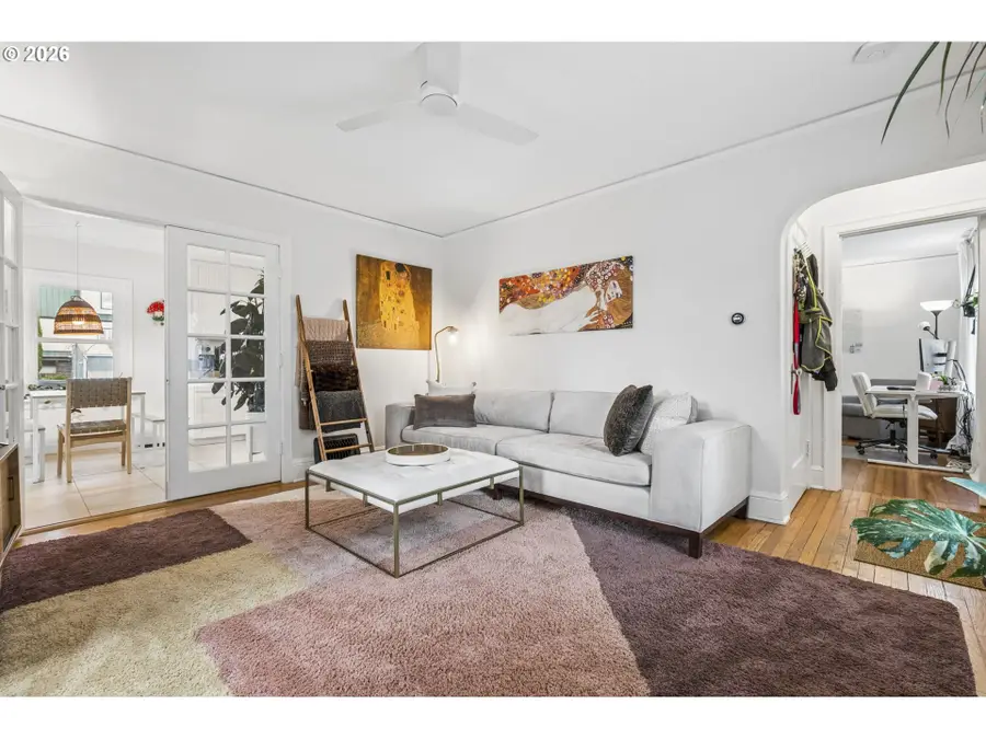 11020 N Moore Ave, Portland, OR 97217 - #3