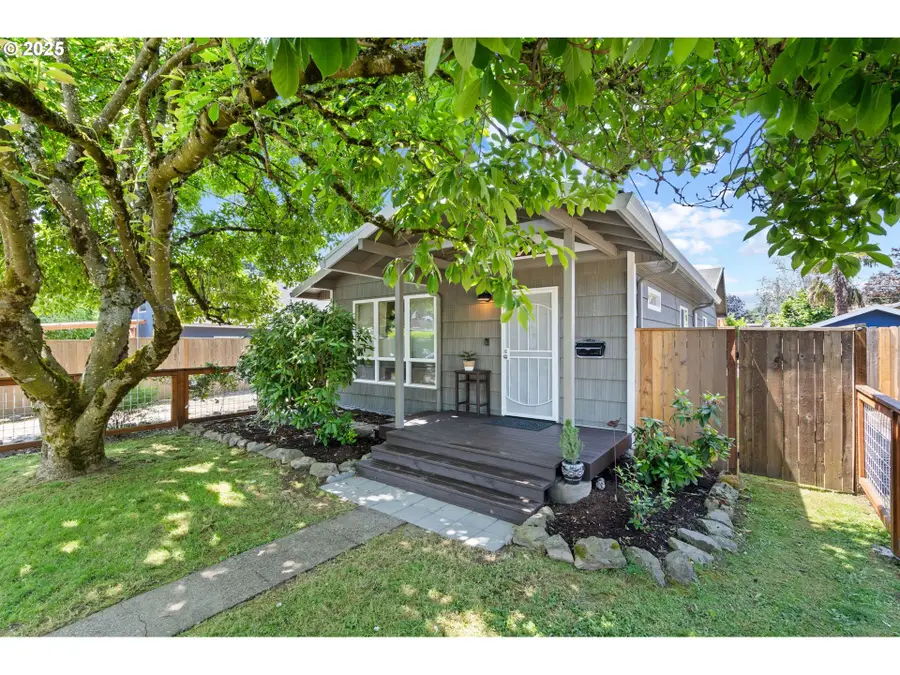 4517 NE 85th Ave, Portland, OR 97220 - Image #2