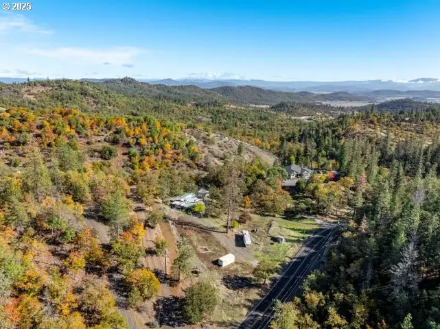 18922 Antioch Rd, White City, OR 97503 - Image #2