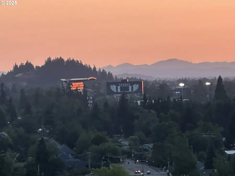 952 Summit Blvd, Springfield, OR 97477 - Image #3