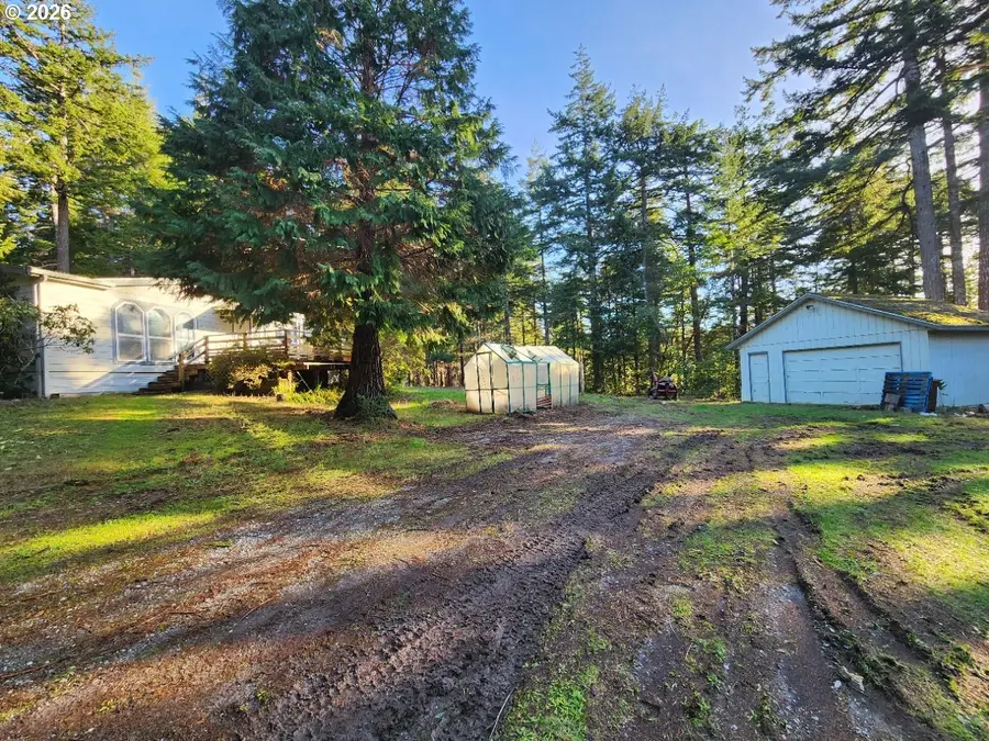 93595 China Mountain Rd, Port Orford, OR 97465 - Image #2