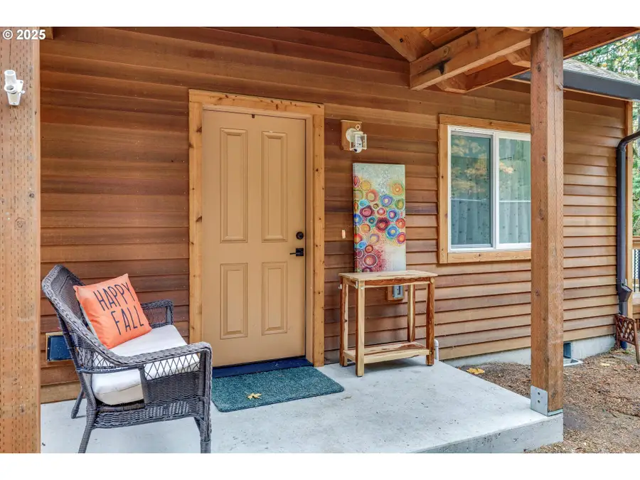 64604 E Sandy River Ln, Rhododendron, OR 97049 - Image #3