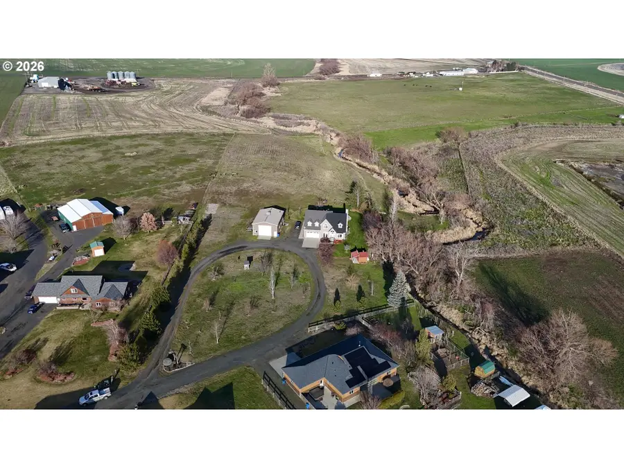 370 Riley Ln, Adams, OR 97810 - Image #3
