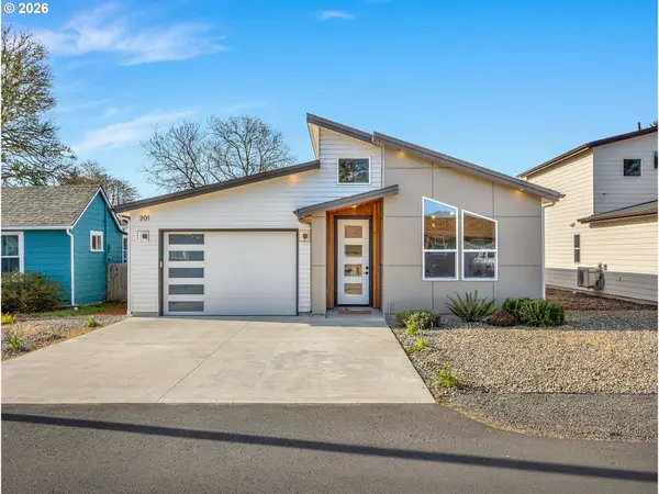 201 24th St Ne, LongBeach, WA 98631