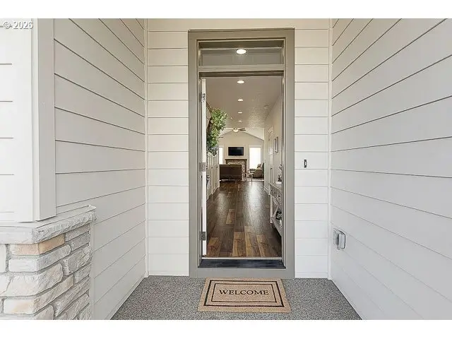 1668 NE Clayton Dr, Estacada, OR 97023 - #2