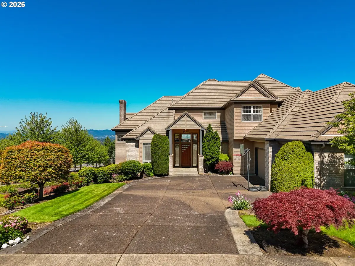 9211 SE Highgate Dr, Happy Valley, OR 97086 - #1