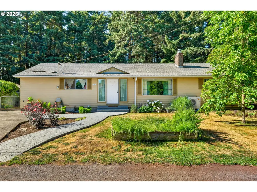 13636 SE Salmon St, Portland, OR 97233 - #3