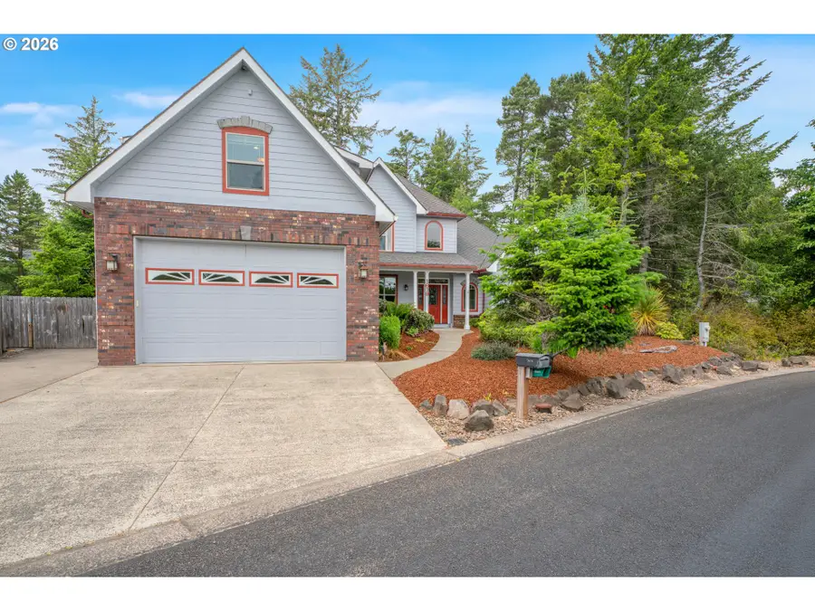 1619 Willow Loop, Florence, OR 97439 - #2
