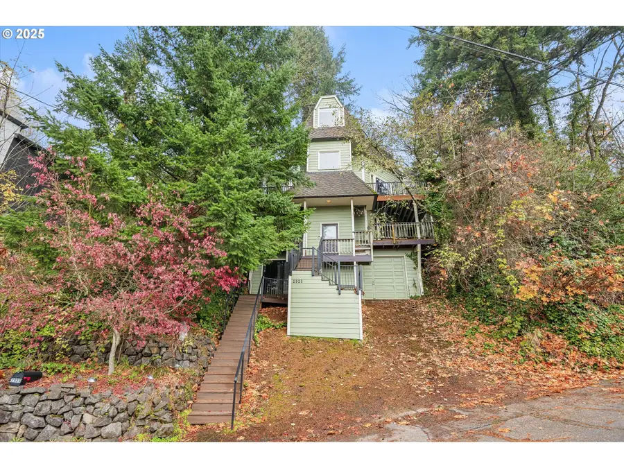 2925 NW Verde Vista Ter, Portland West, OR 97035 - Image #2