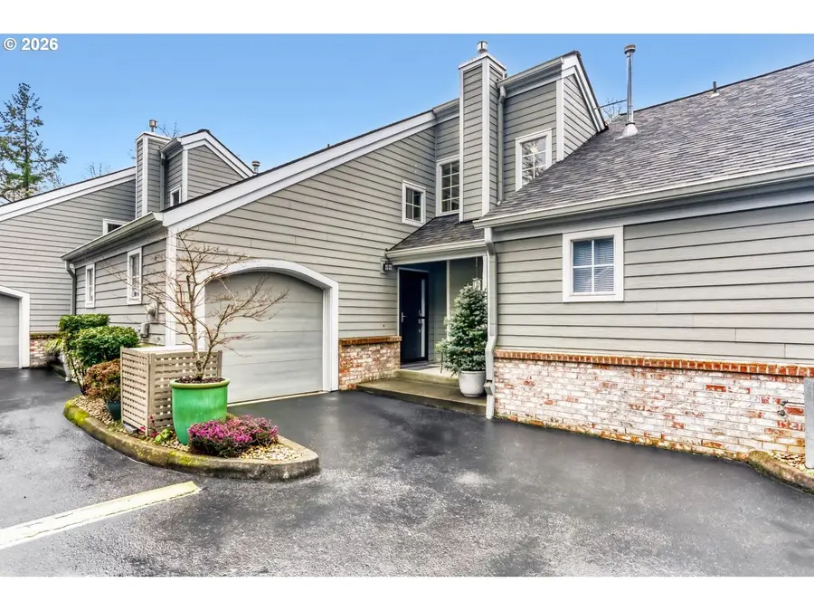 13217 SW Summerwood Dr, Portland, OR 97223 - #2