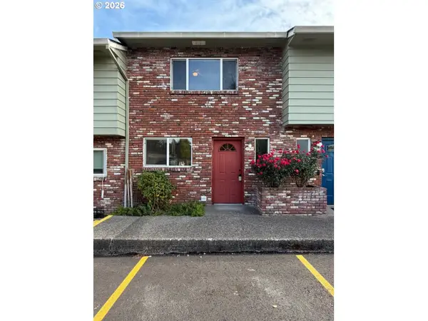 1304 NE Hogan Dr, Gresham, OR 97030