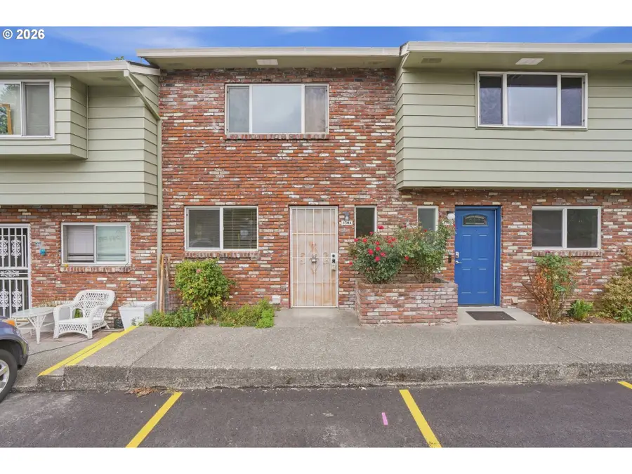 1304 NE Hogan Dr, Gresham, OR 97030 - #3
