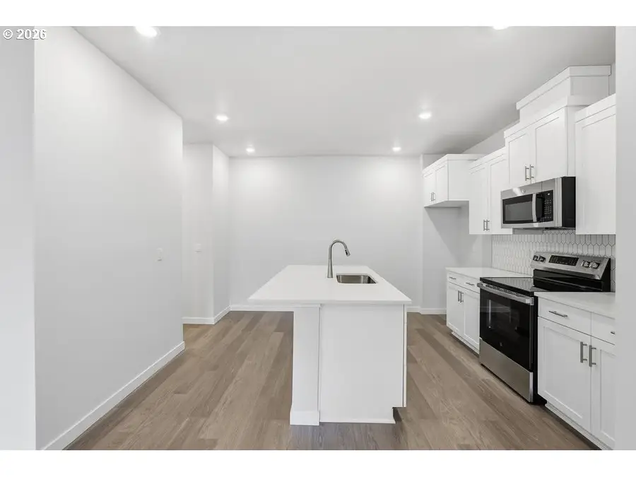 444 SW 32nd St, Battle Ground, WA 98604 - Image #2