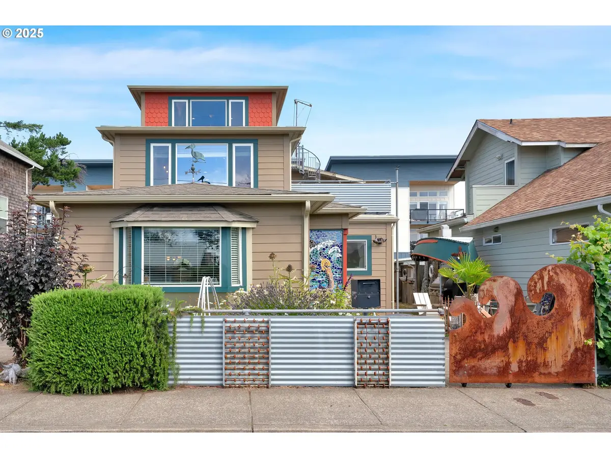 923 SW 50th St, Lincoln City, OR 97367 - Image #1