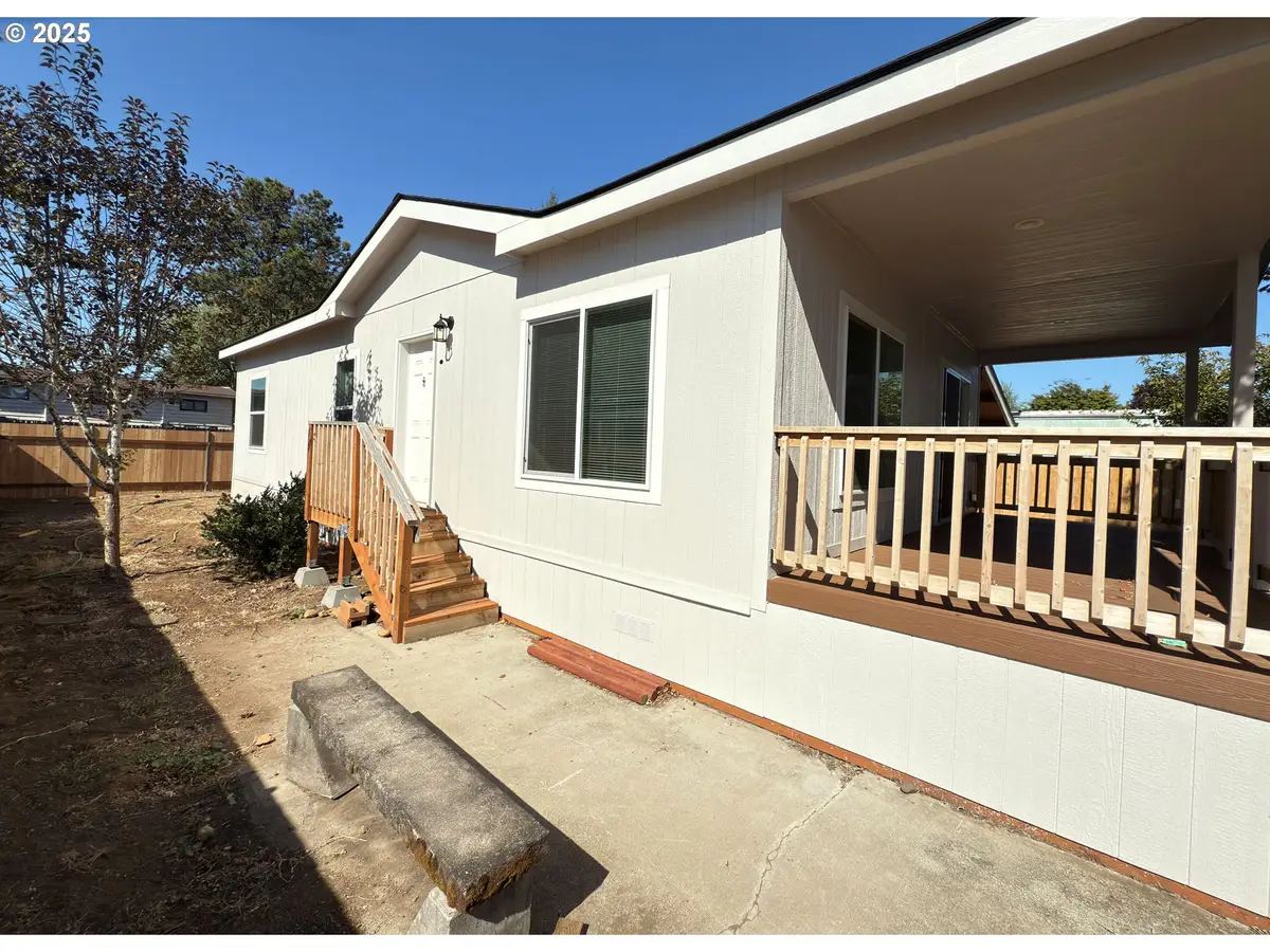 11316 NE 28th St #3, Vancouver, WA 98682 - Image #1