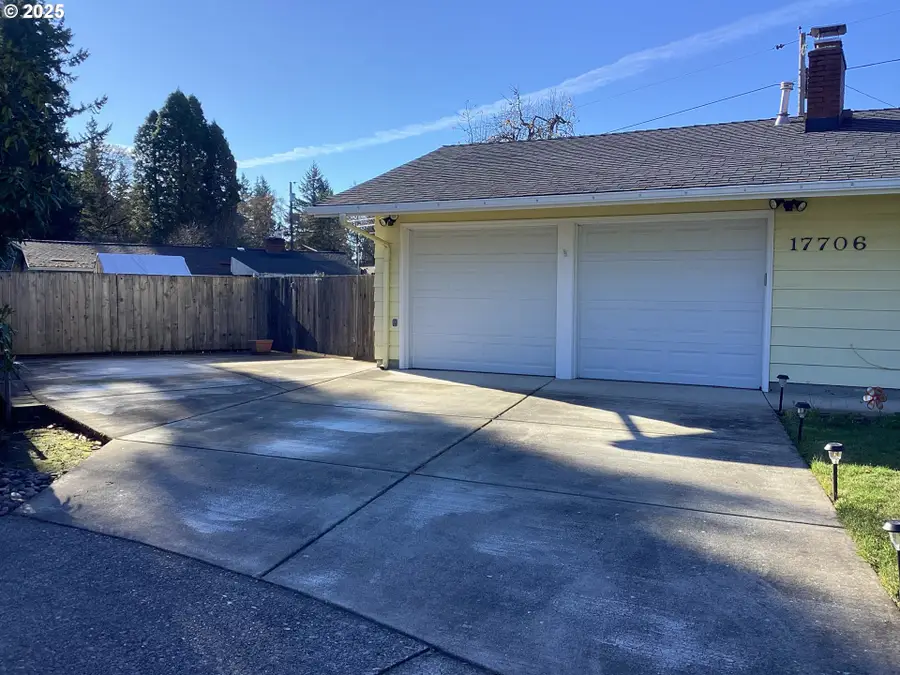 17706 SE Washington St, Portland, OR 97233 - Image #2