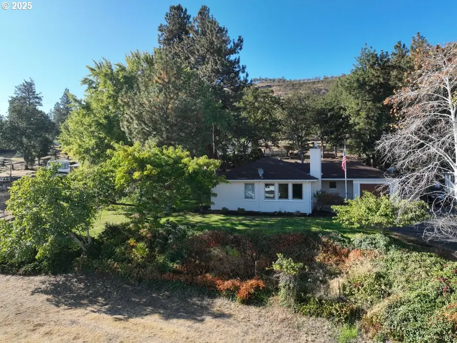 2534 W 10th St, The Dalles, OR 97058 - Image #3