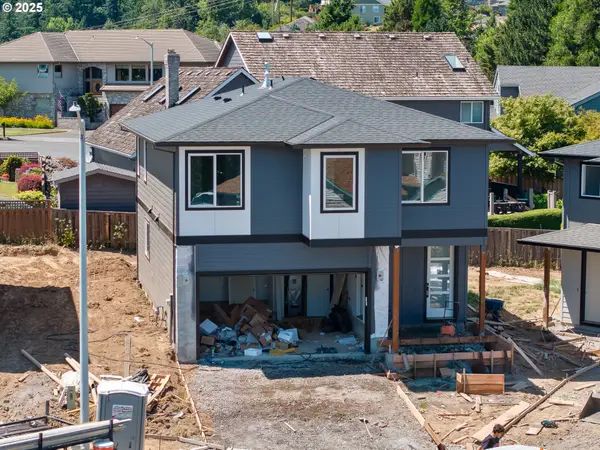 2263 SW Phyllis Pl, Gresham, OR 97080