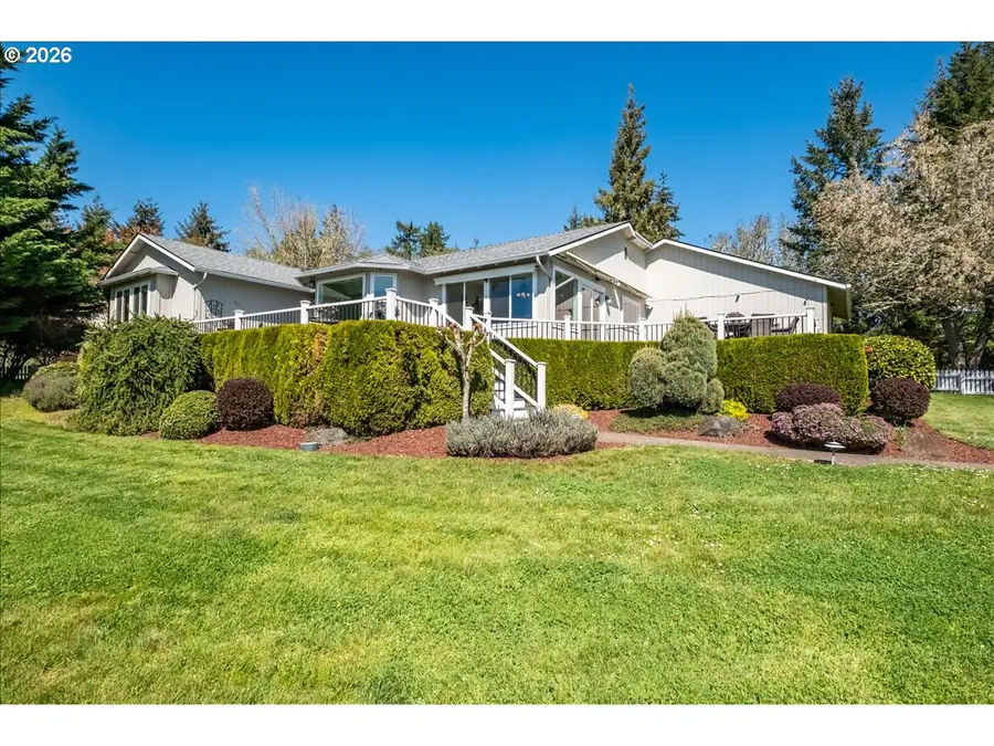 855 Perrydale Rd, Dallas, OR 97338 - #2