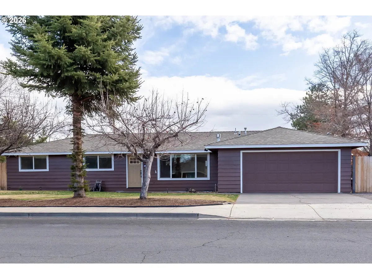 1650 SW 16th St, Redmond, OR 97756 - #1