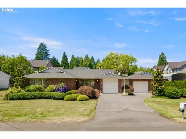 1715 NE 169th Ave, Portland, OR 97230