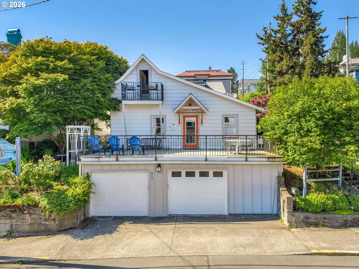 817 Exchange St, Astoria, OR 97103 - #1