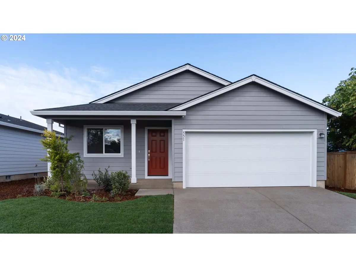 663 Minnesota St, Lebanon, OR 97355 - #1
