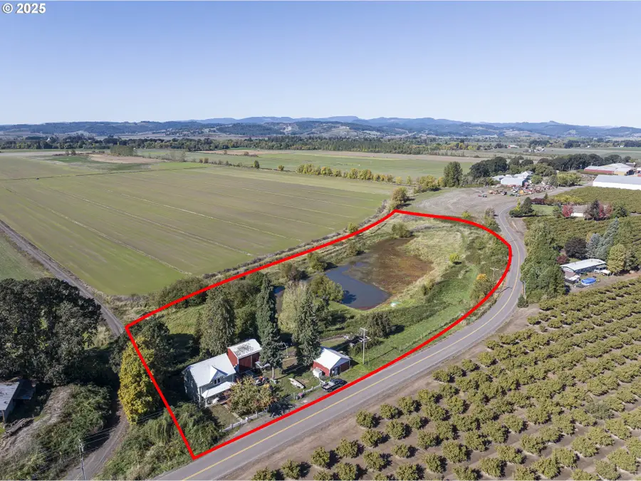 19800 SW Briedwell Rd, McMinnville, OR 97128 - Image #2