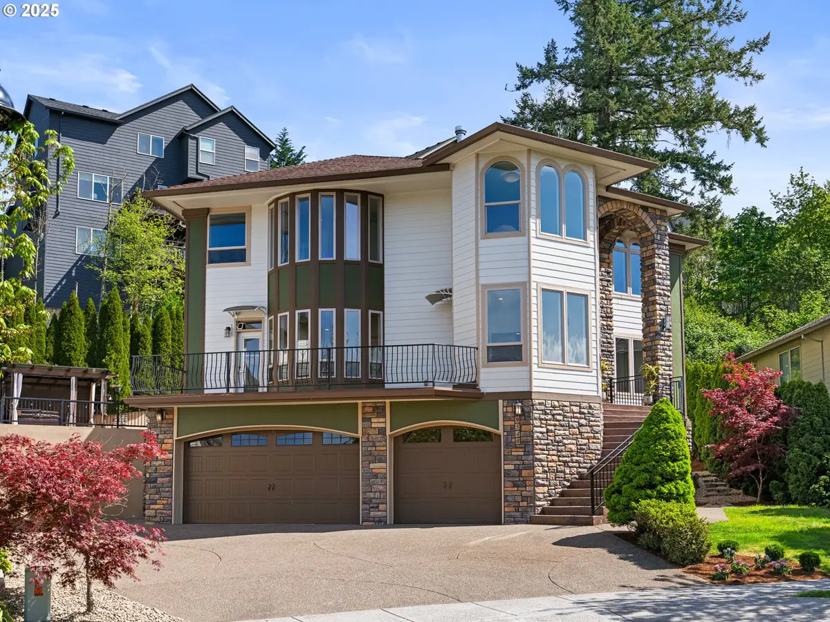 9540 SE Spyglass Dr, Happy Valley, OR 97086 - Image #1