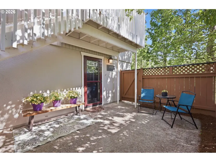 2121 W 15th Ct, Eugene, OR 97402 - #2