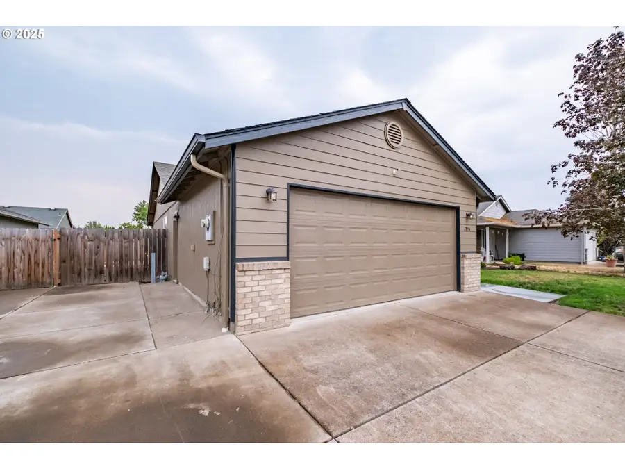 2856 SE Boston St, Albany, OR 97322 - #3